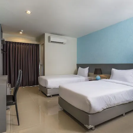 Zircon Hotel